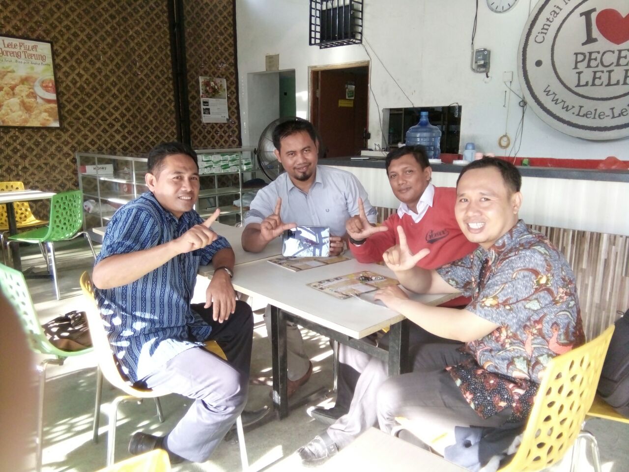 â€‹SAATNYA BEKERJA SAATNYA TURUN TANGANÂ 
