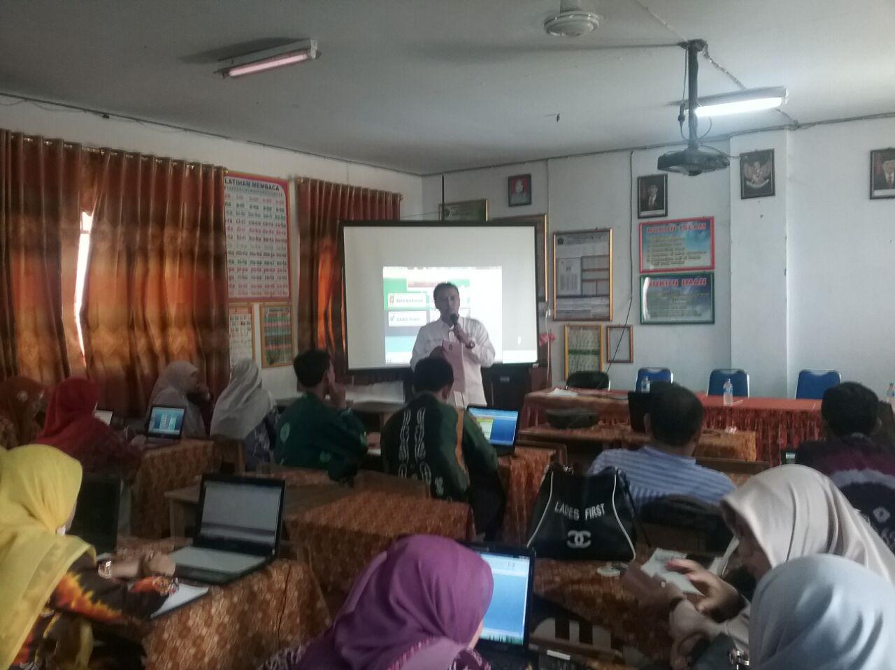 "Bimtek Literasi Produktif Berbasis IT Buka Mata Guru Pentingnya Teknologi Informasi"