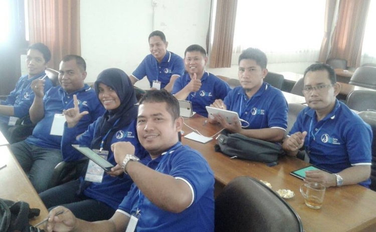 TRAINING OF TRAINER LITERASI PRODUKTIF BERBASIS IT