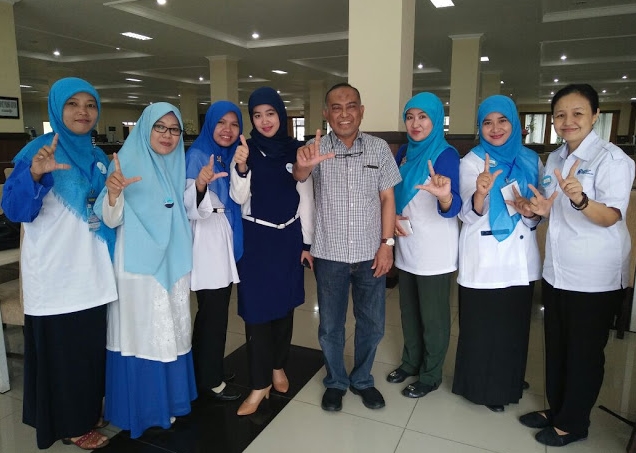 IGI:Â  KAMPUNGNYA PARA JAWARA LITERASI BERBASIS IT