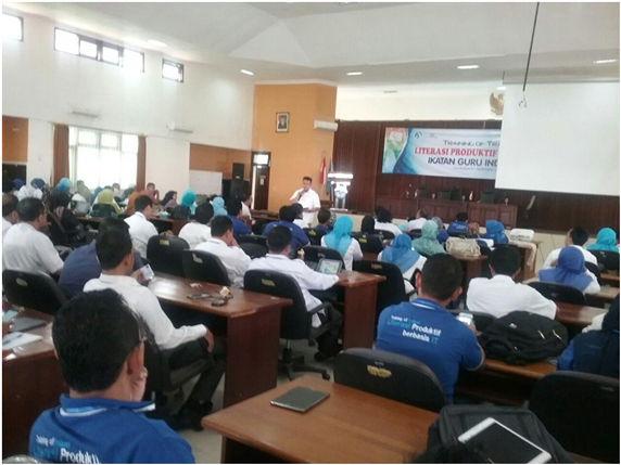 HUJAN ILMU DI SURABAYA