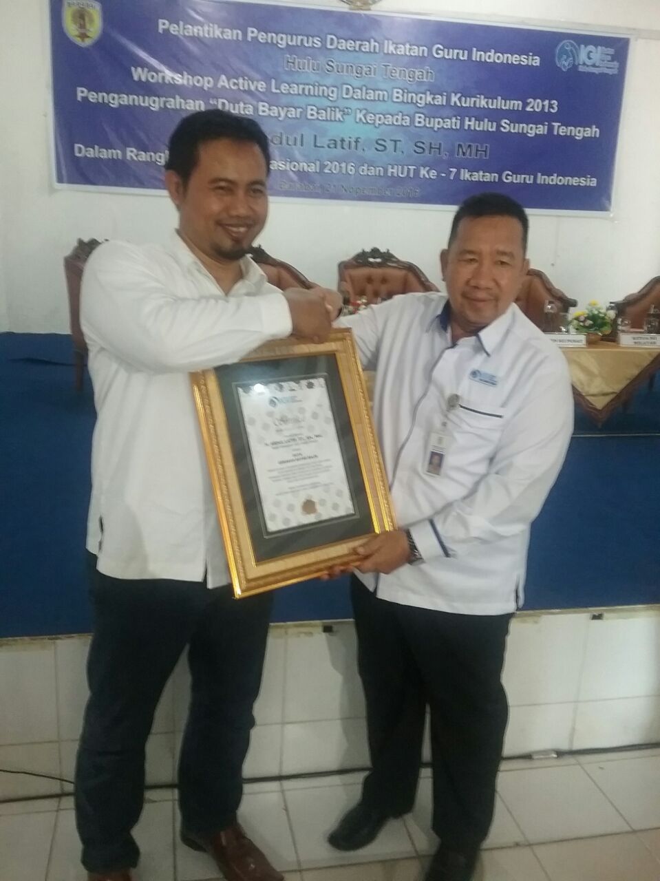 KADINAS HULU SUNGAI TENGAH APRESIASI METODE MENEMU BALING DENGAN LOMBA MENULIS DENGAN MULUT