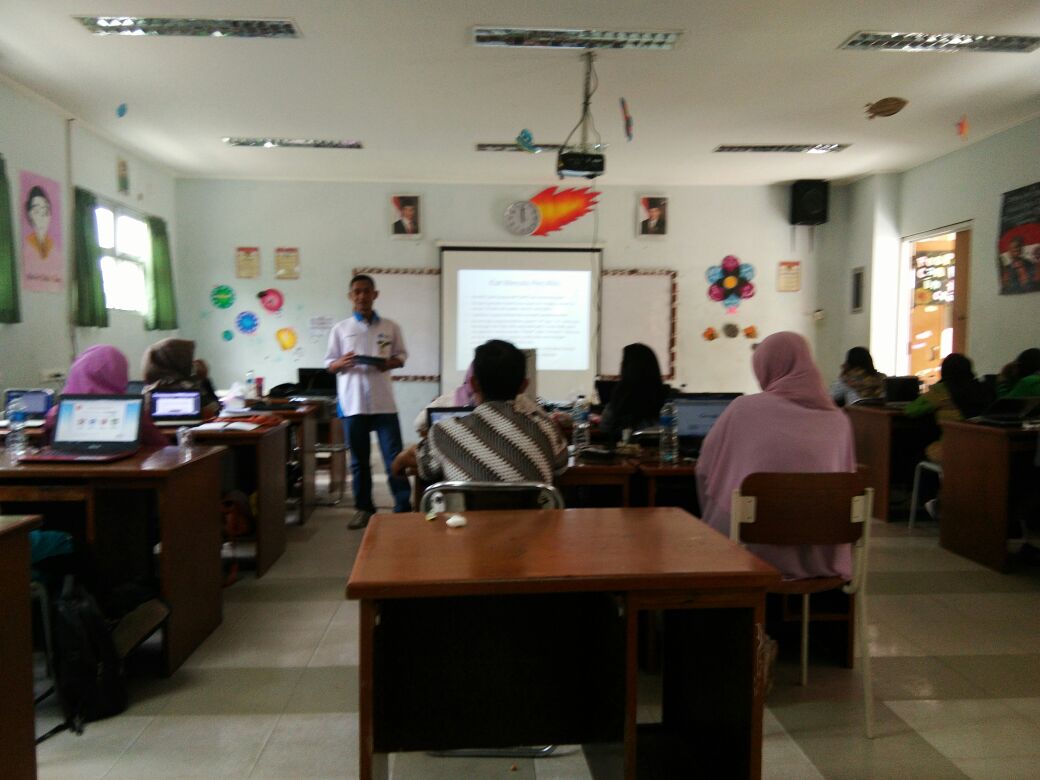 Guru Kreatif dengan Literasi Poduktif berbasis ICT