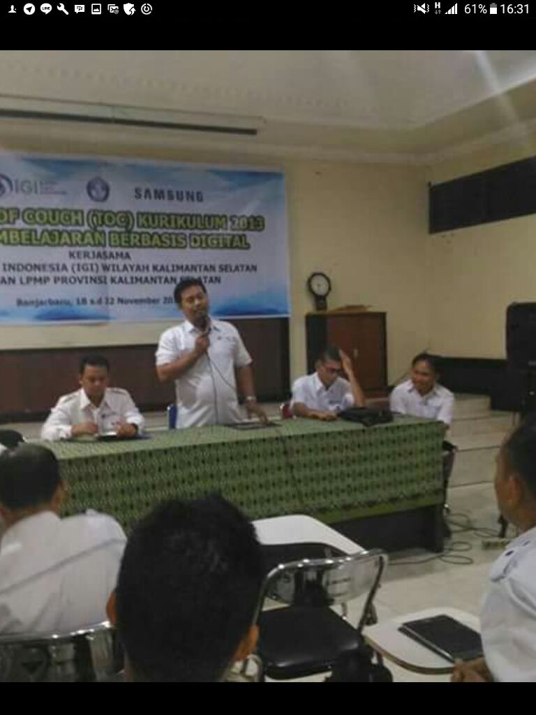 PROFESIONALITAS GURU INDONESIA DI ERA DIGITAL