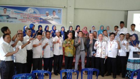 SAMSUNG MEMBANGUN PERUBAHAN SDM PENDIDIK  SECARA MANDIRI DAN BERKUALITAS