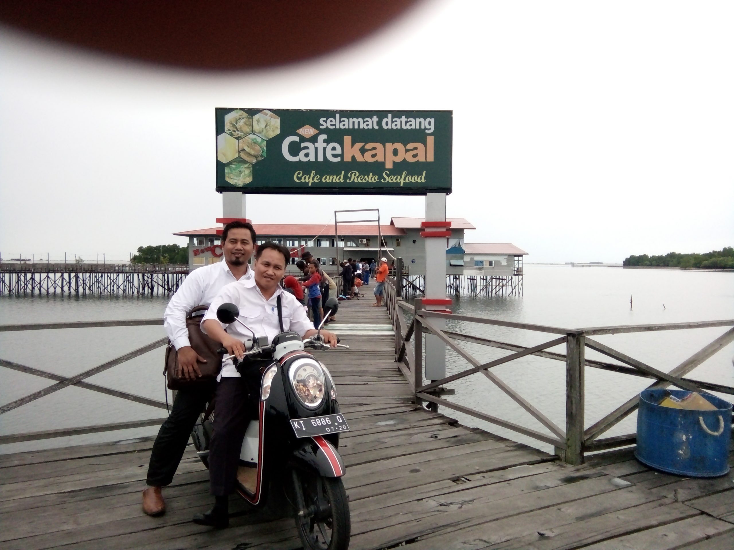 Para Raja dari Barat: Kami Bawis. Kamu?