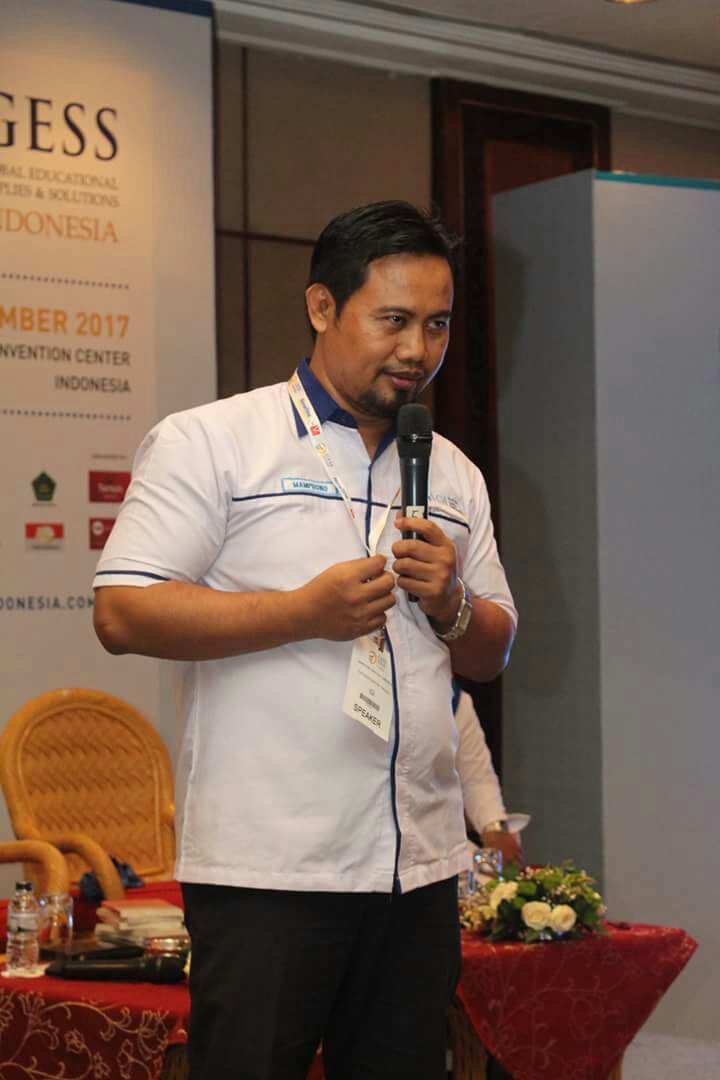 BANJIR DOORPRIZE Â MENEMUBALING