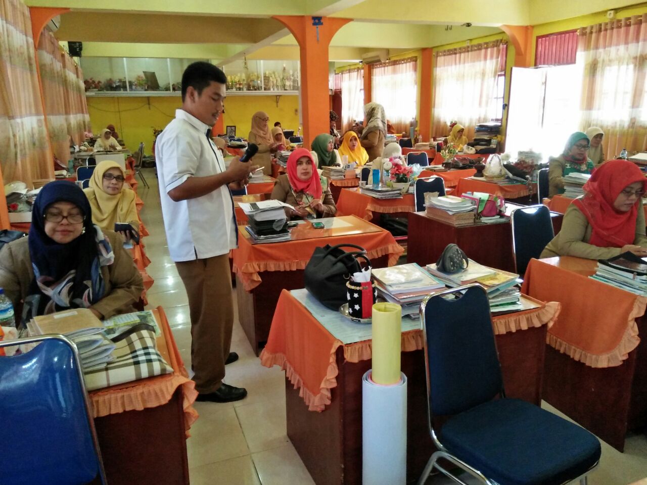 Mengintip Kecanggihan Tekhnologi Guru IGI