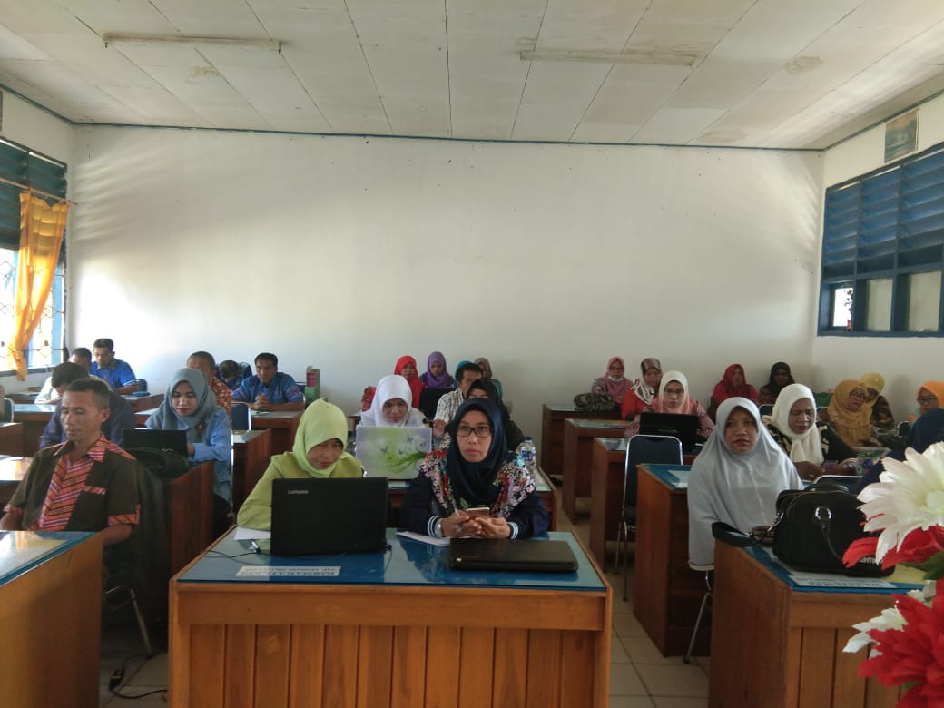 Melatih Menemu Baling di Buton Selatan
