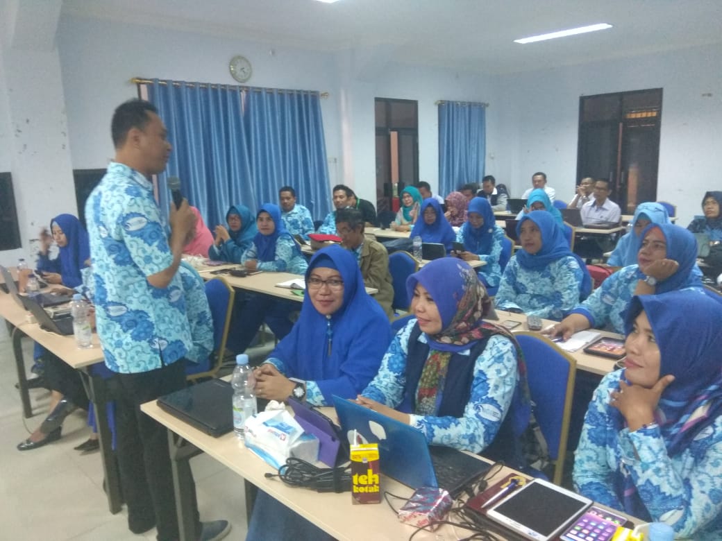 TANPA APBN, IGI MENGGELAR 139 KEGIATAN PENINGKATAN KOMPETENSI GURU HANYA DALAM DUA BULAN