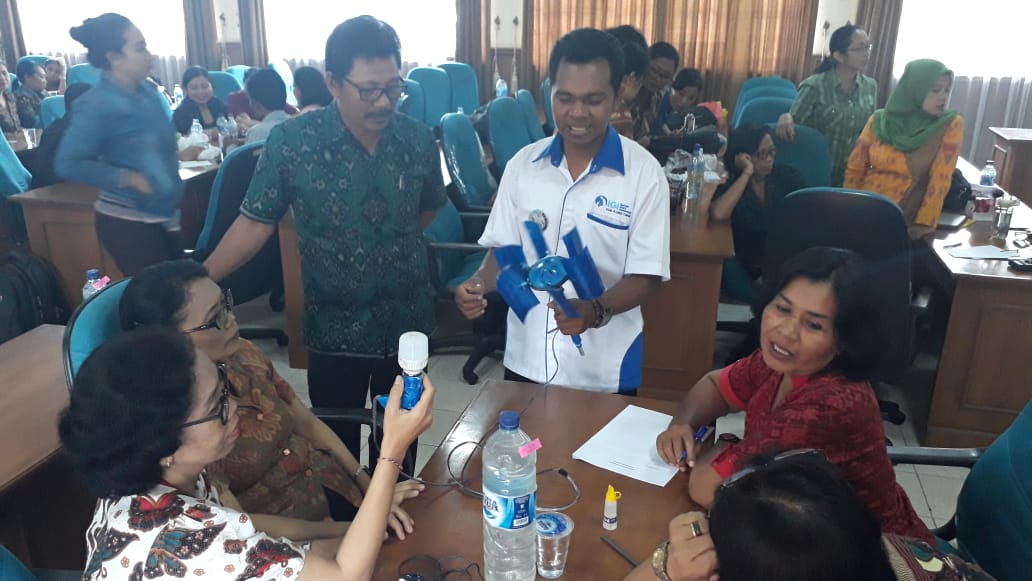 Guru Praktek Pembuatan Teknologi Tepat Guna dengan Kanal Sagusateg (2)