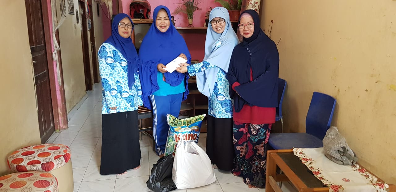 IGI Papua bersama IGI Jayapura Salurkan Bantuan Untuk Guru Korban Bencana Banjir Sentani