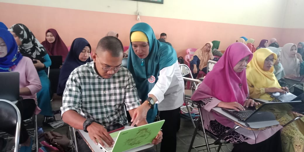 IN HOUSE TRAINING SMKN 1 PONTIANAK DAN WORKSHOP SAGUSAVPRES-SAGUSABLOG IGI KALIMANTAN BARAT