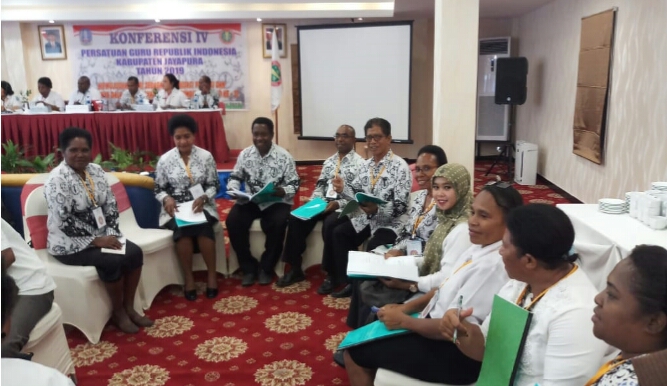 IGI DAN PGRI DALAM BINGKAI KASIH BERSINERGI MEMAJUKAN PENDIDIKAN DI PAPUA