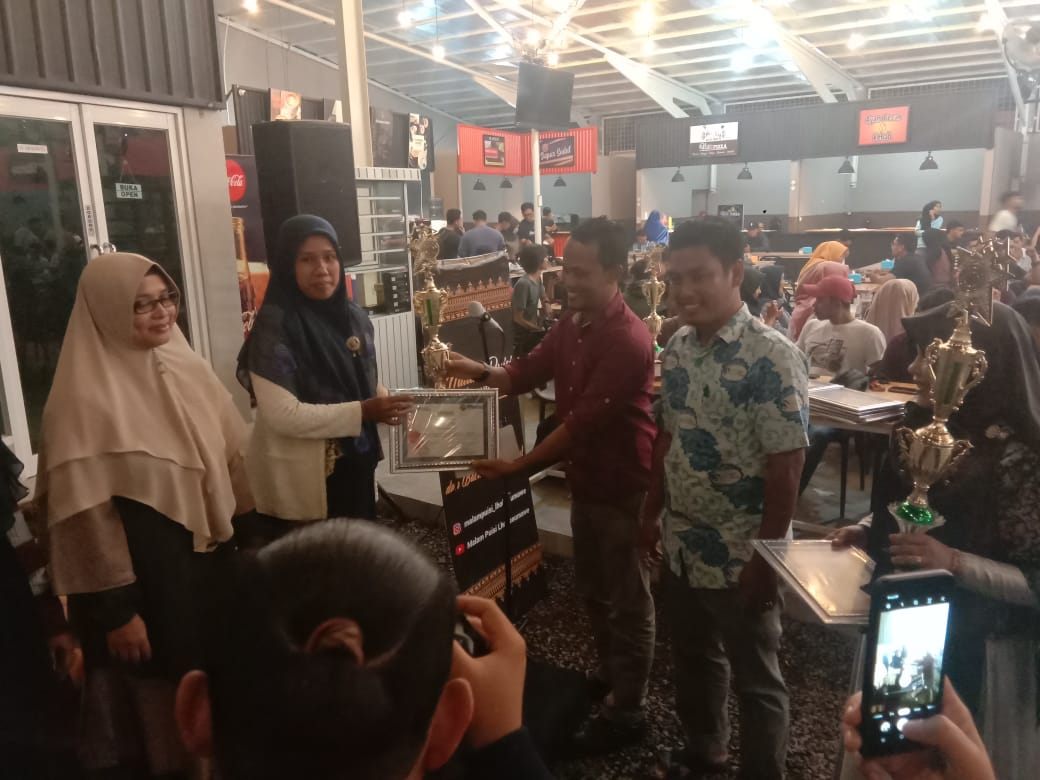 IGI Gelar Malam Penganugerahan Guru dan Puisi Kota Lhokseumawe