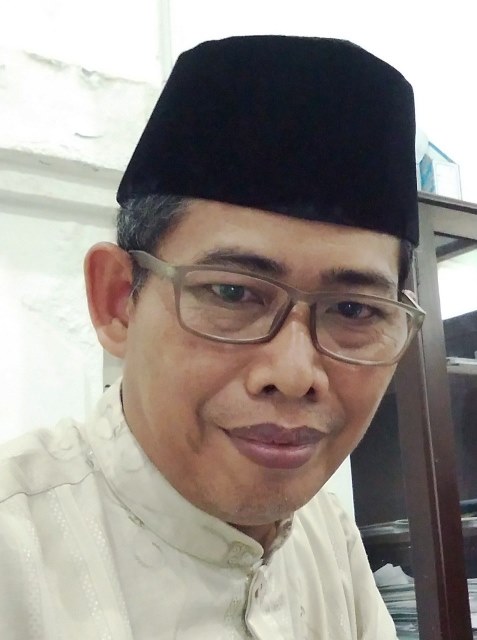 Akhmad Sururi Aziz