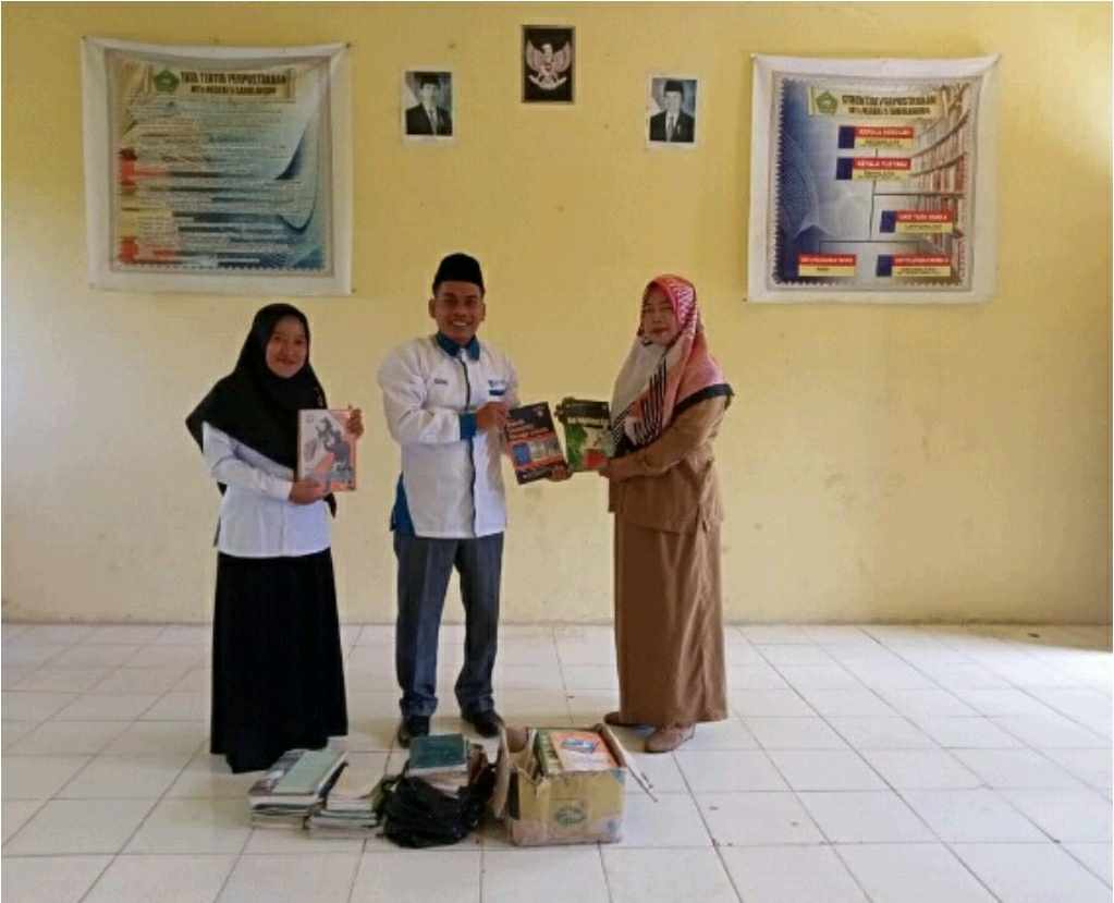 IGI Sarolangun Salurkan Donasi Buku