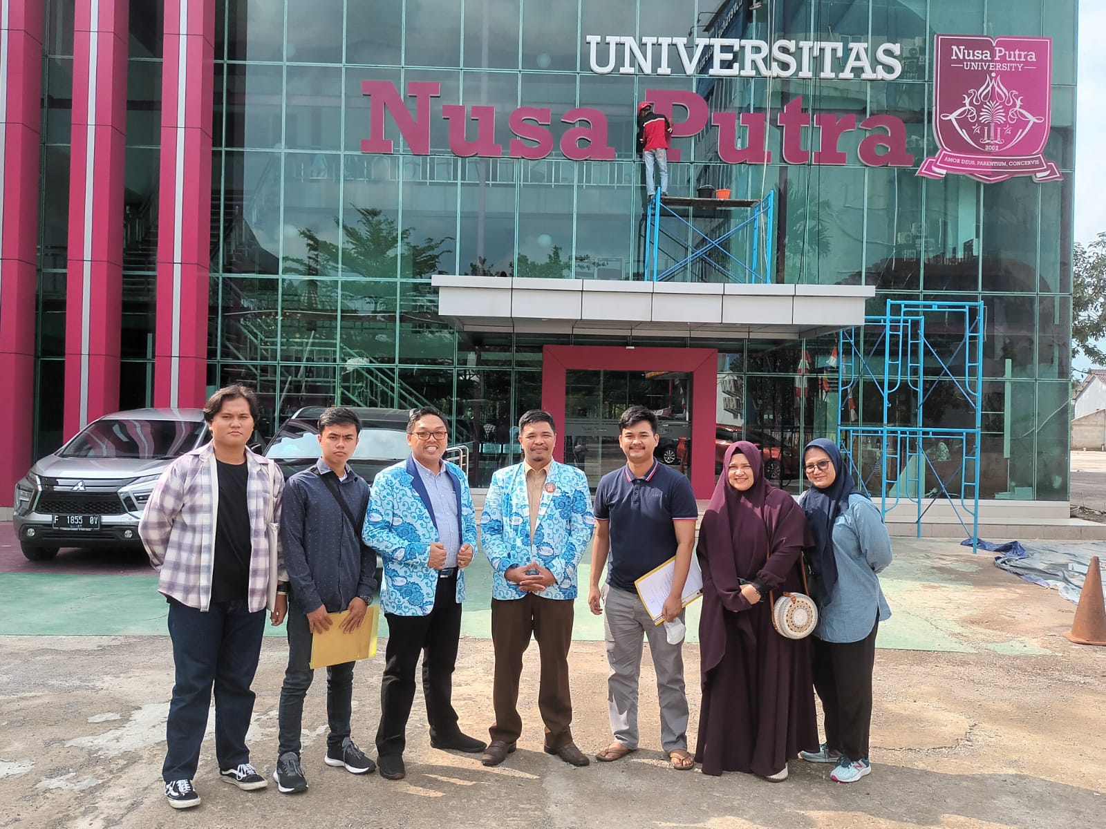 50 Orang Penerima Beasiswa IGI-NPU Diserahkan. Rektor NPU: Terima Kasih IGI