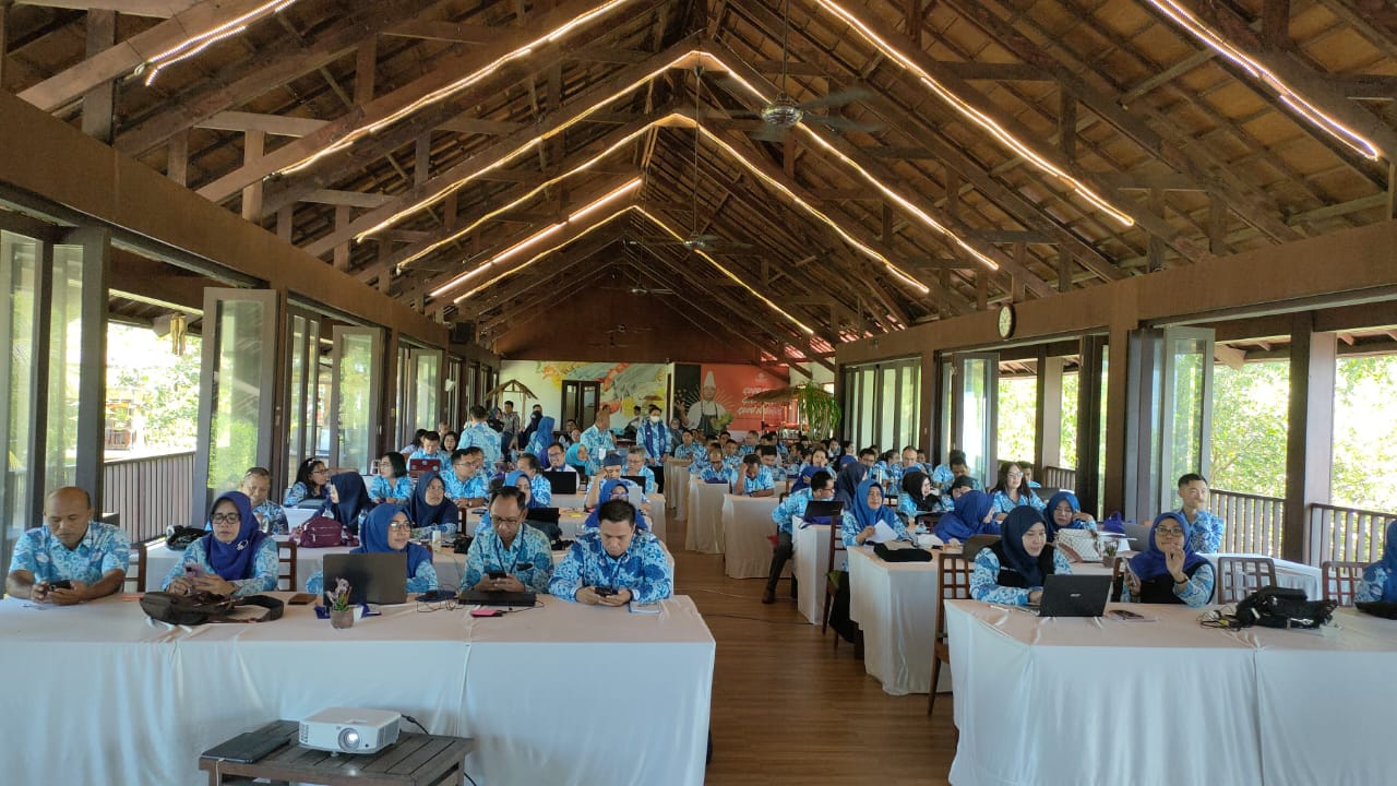 IGI Tingkatkan Kompetensi Guru Sulawesi melalui POP